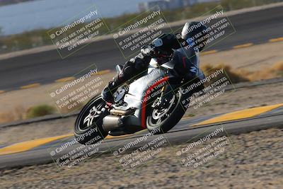 media/Dec-18-2022-SoCal Trackdays (Sun) [[8099a50955]]/Turn 14 (940am)/